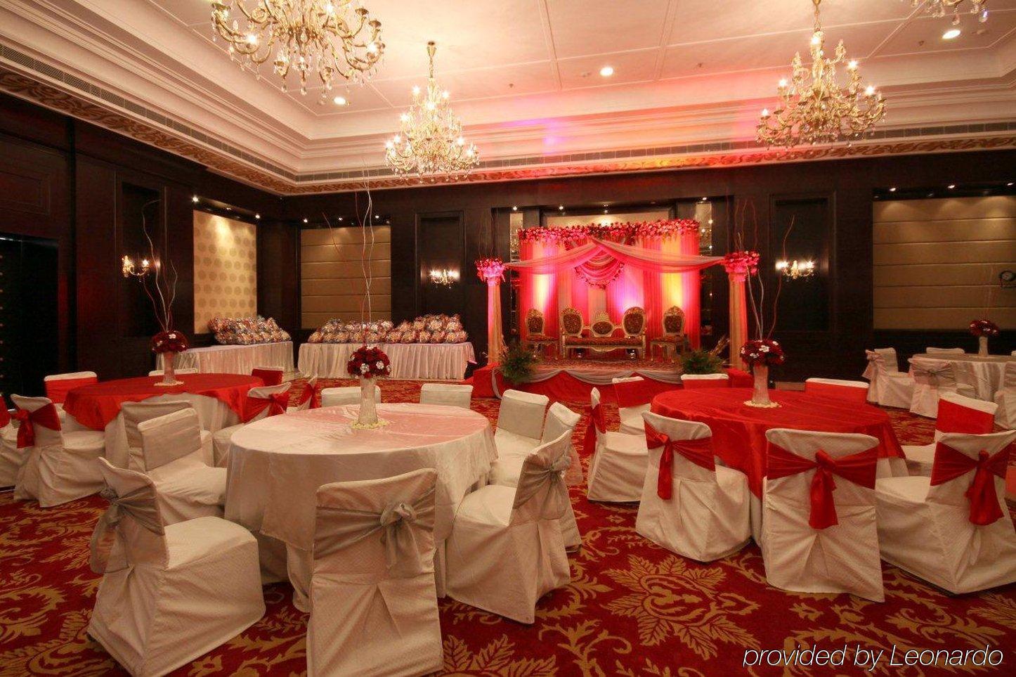 Country Inn & Suites By Radisson, Delhi Satbari New Delhi Restaurant photo